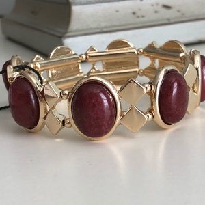 WHBM strawberry quartz stretch Bracelet